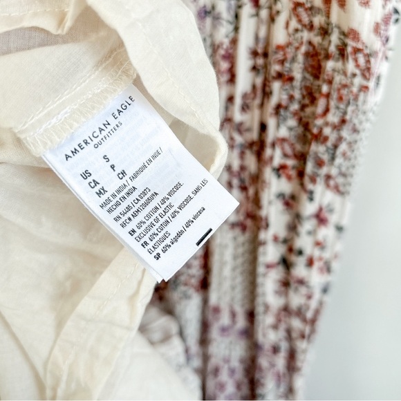 American Eagle Outfitters Smocked Floral Dress ✨ Sz S - Picture 8 of 8